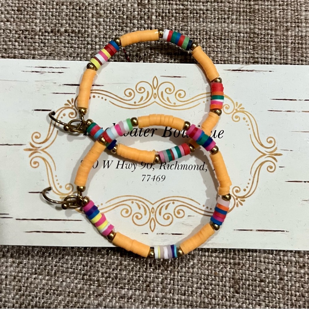 Earrings - Picture 1 of 2